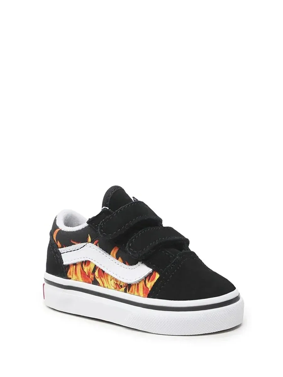 Old Skool Sneaker by Vans
