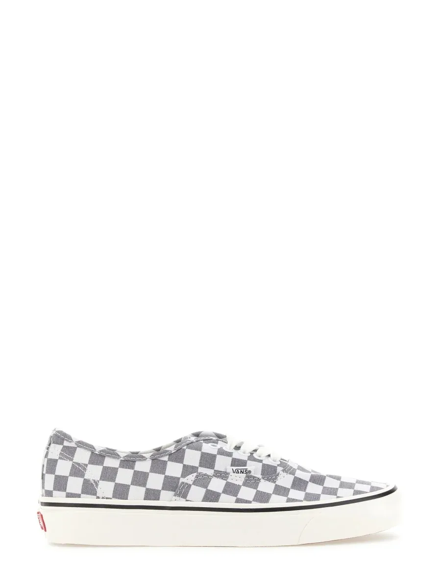 Authentic Sneaker by Vans