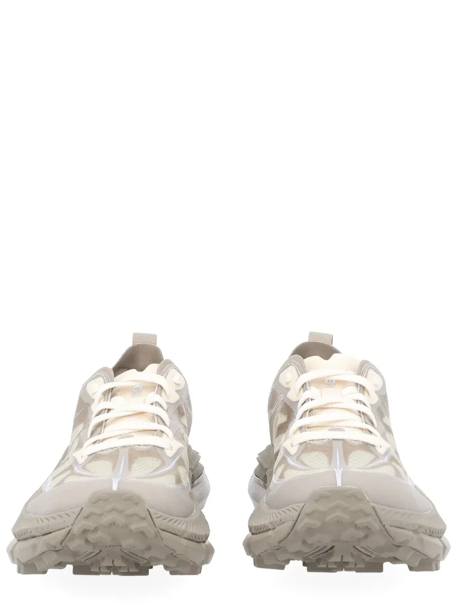 Sneaker by HOKA