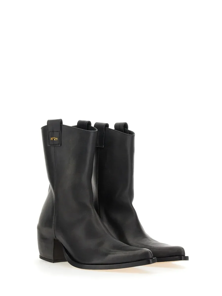 Leather Boot by Nº21