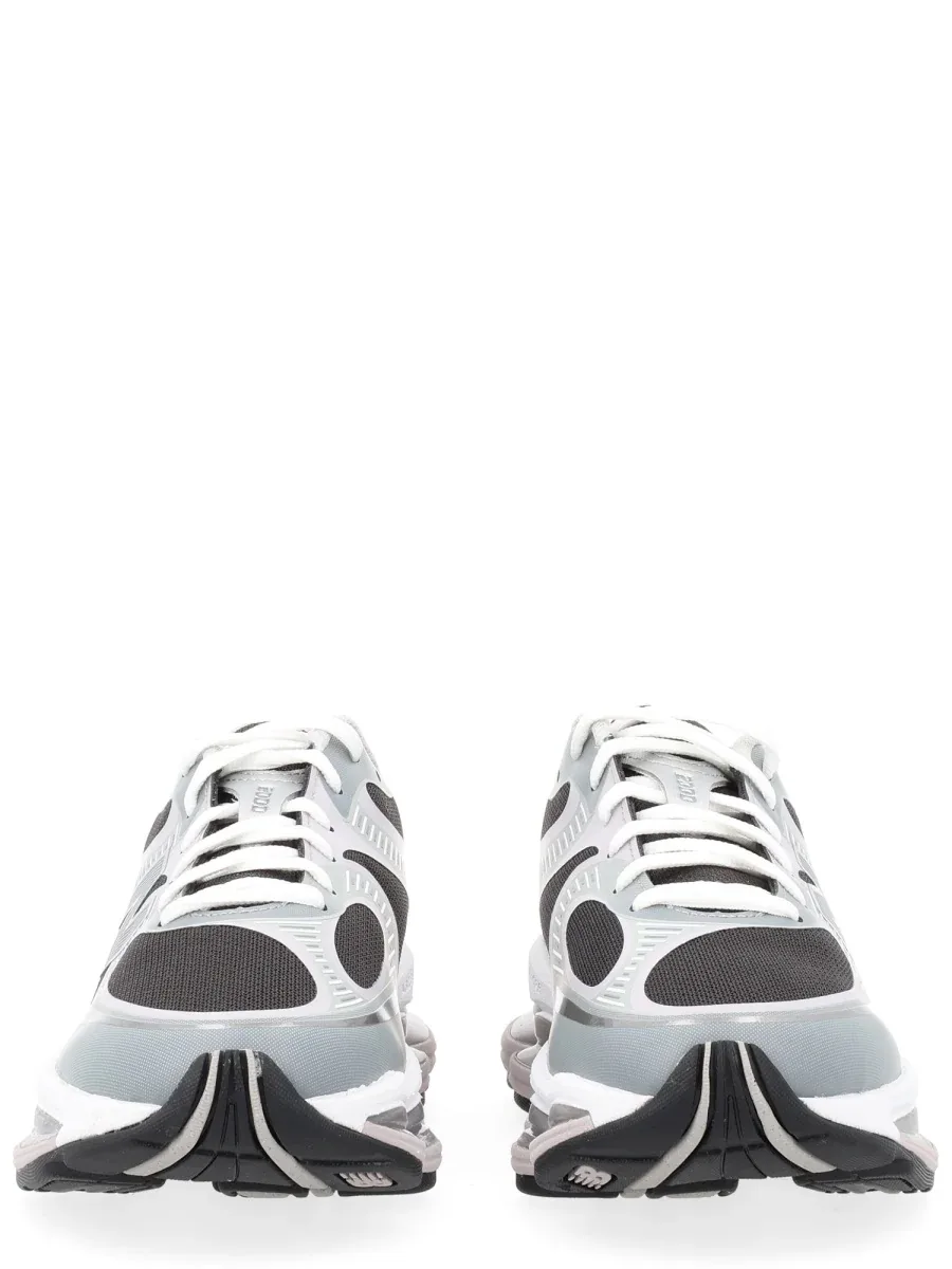 Abzorb 2000 Sneaker by New Balance