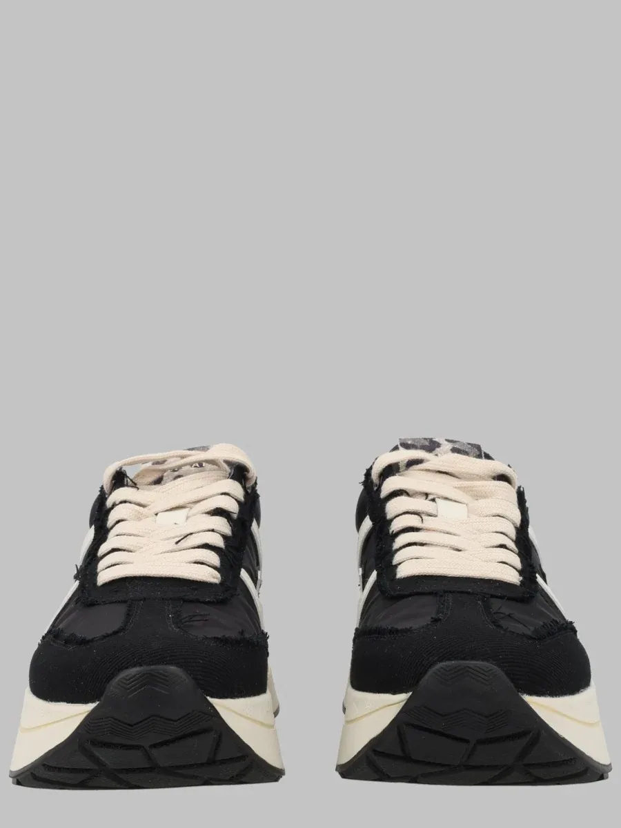 Sneaker by Premiata
