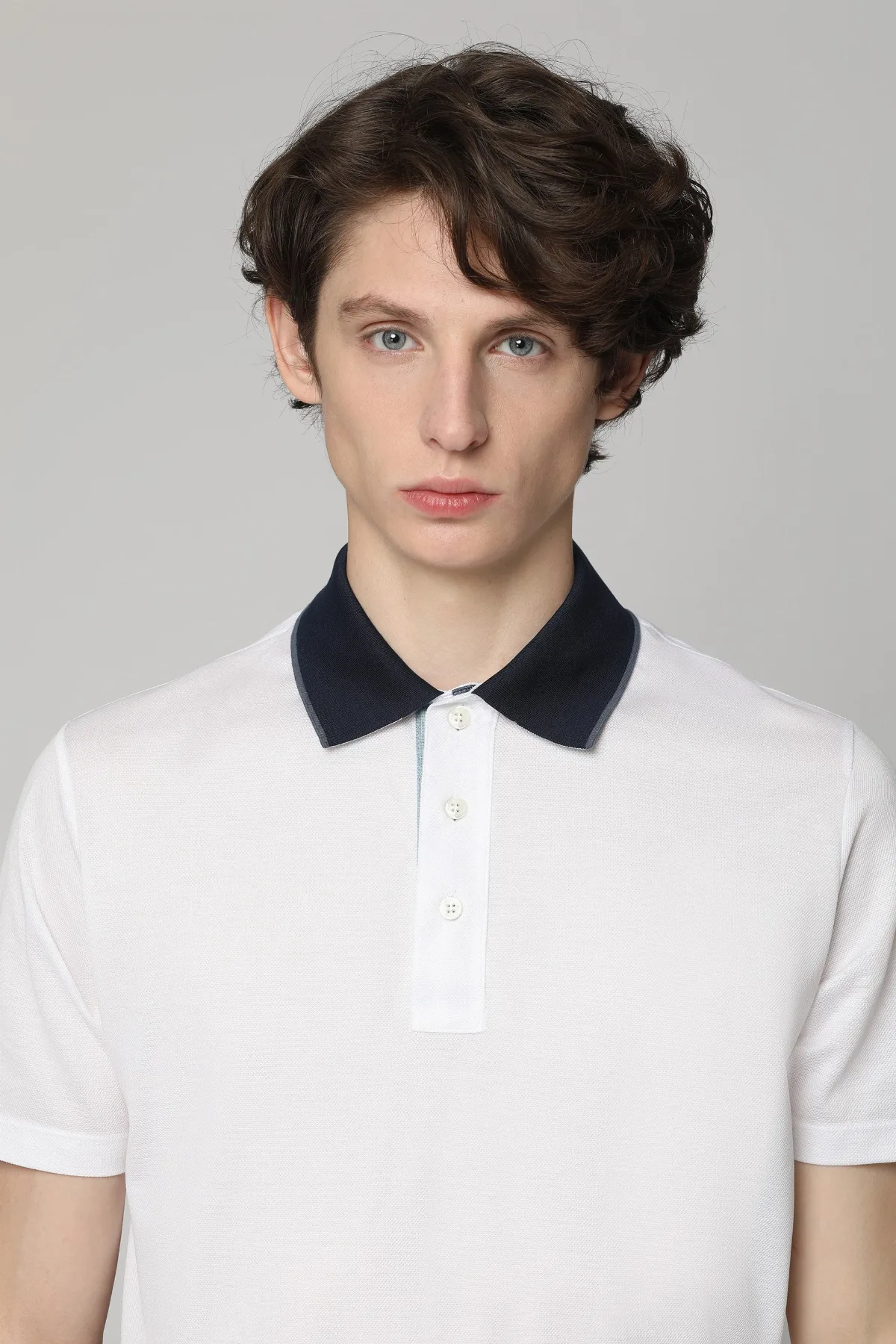 Contrasting-Collar Cotton Polo Shirt by PAUL & SHARK