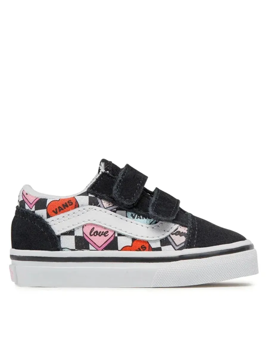 Old Skool Sneaker by Vans
