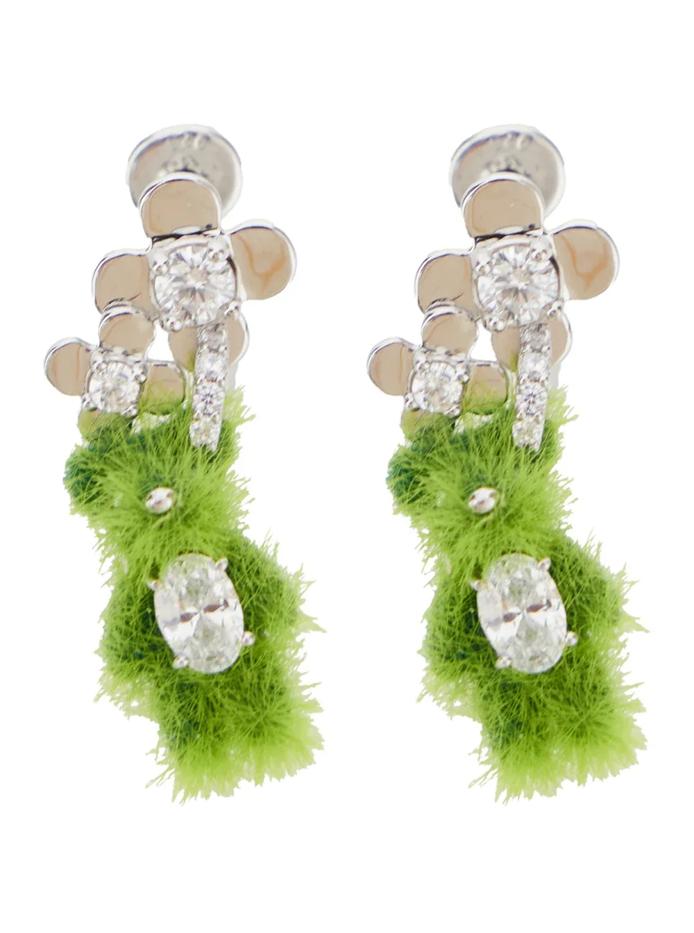 Grass Flower Bear Stud Earrings by Yvmin