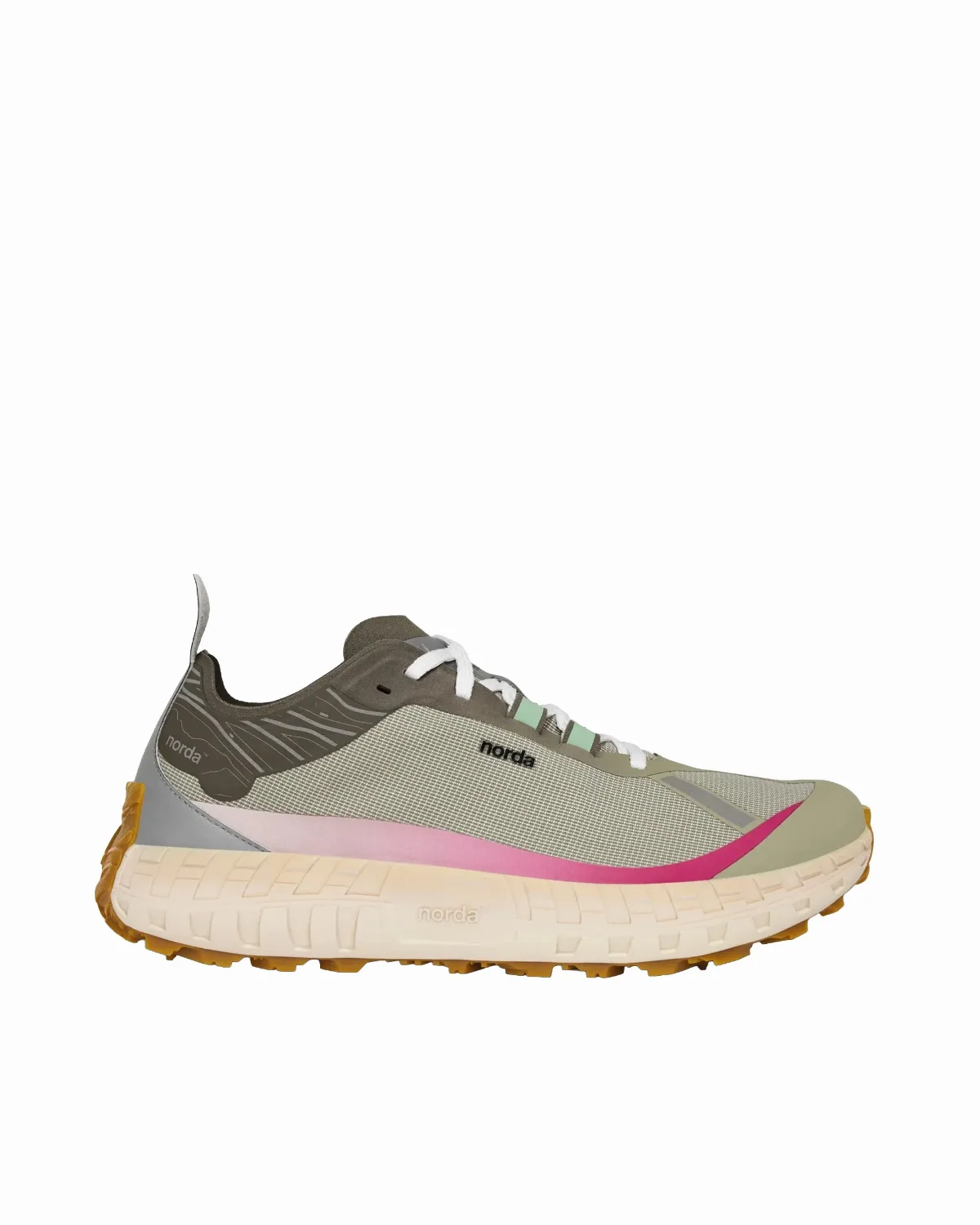001A Sneaker by Norda