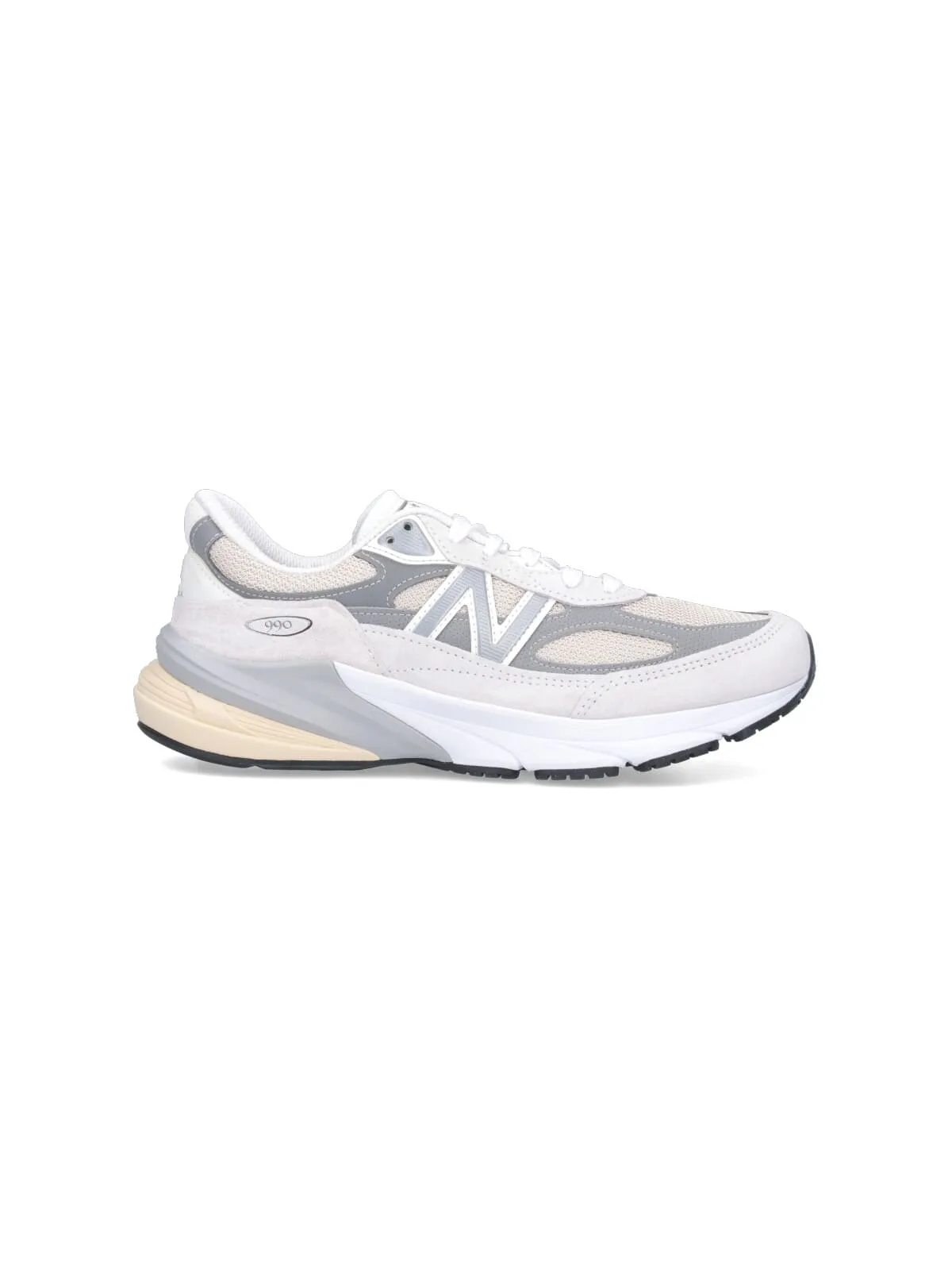 990v6 Sneakers