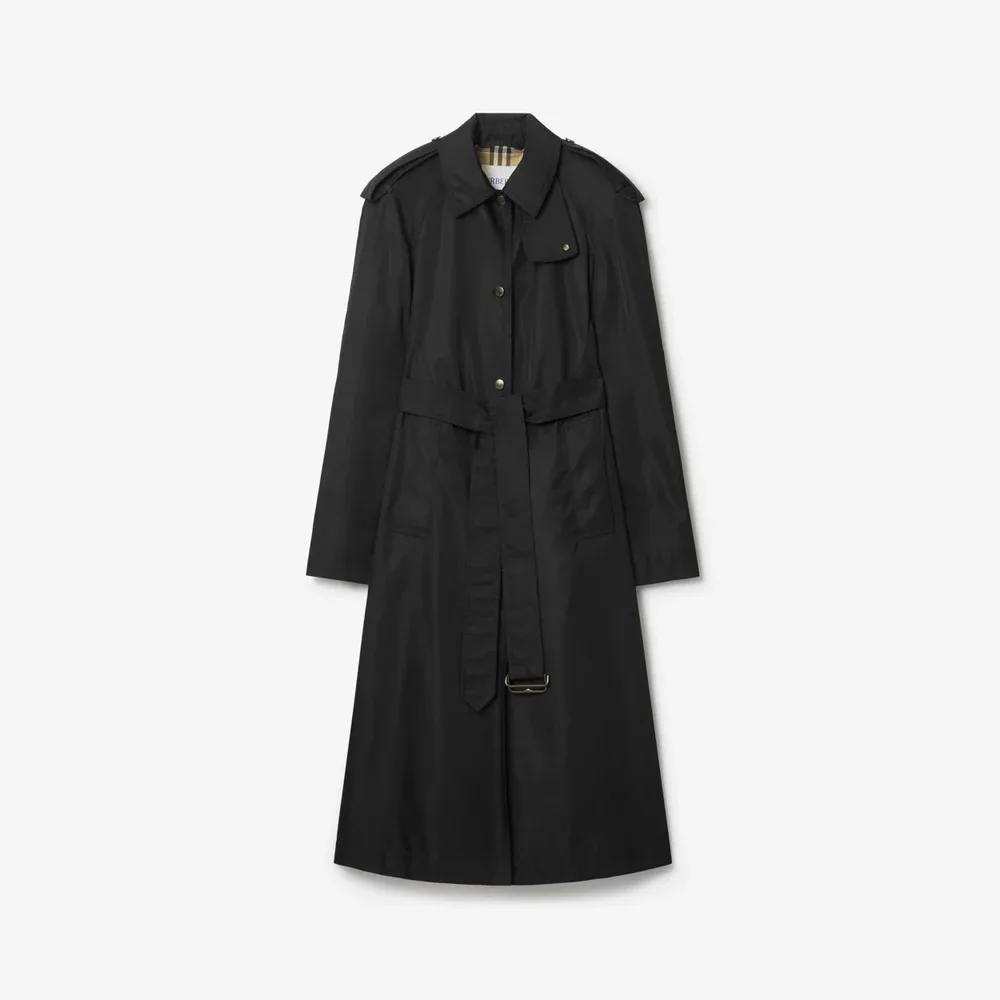 Classic Trench Coat by Burberry
