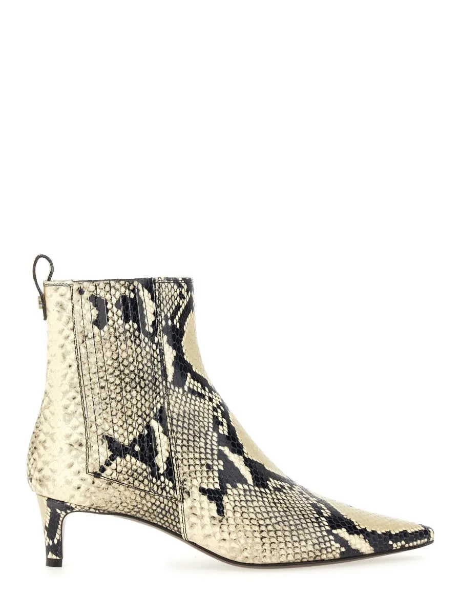 Boot temis