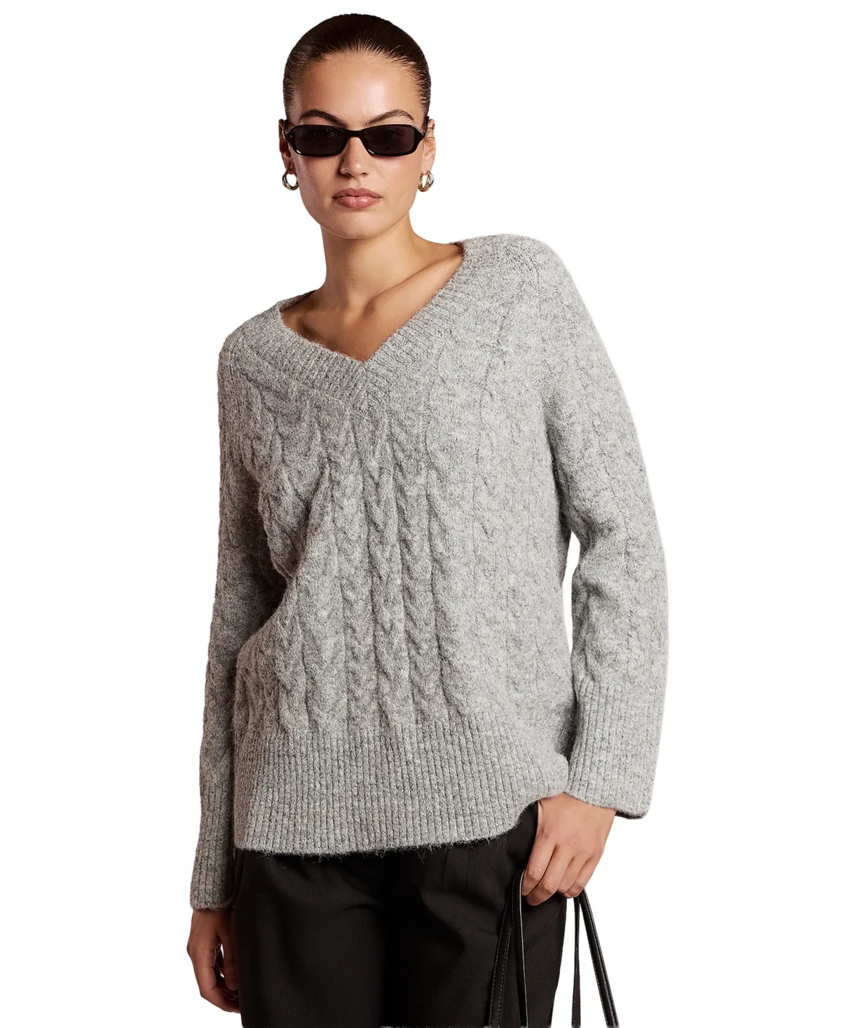 Emme Loose Cable-Knit V-Neck Sweater by 4th & Reckless