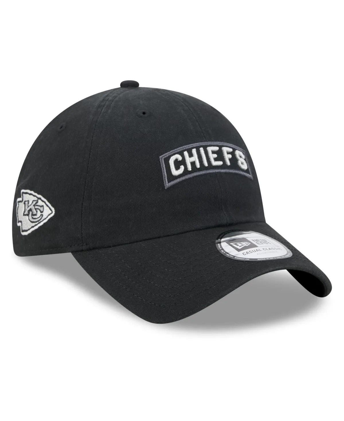Kansas City Chiefs 2026 Salute to Service Casual Classic Adjustable Hat by New Era