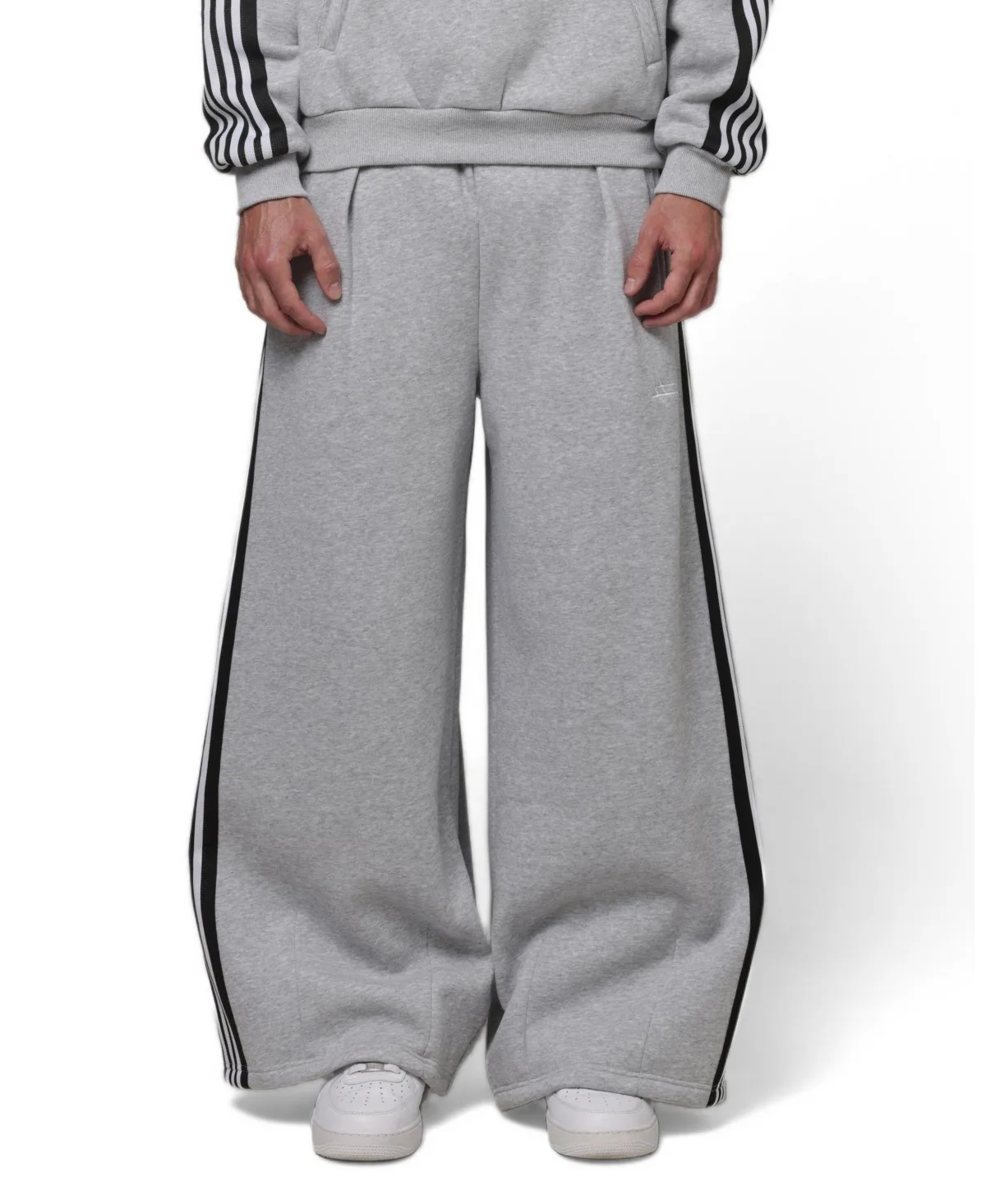 Hybrid Baggy-Leg Contrast-Stripe Trackpants by Loiter