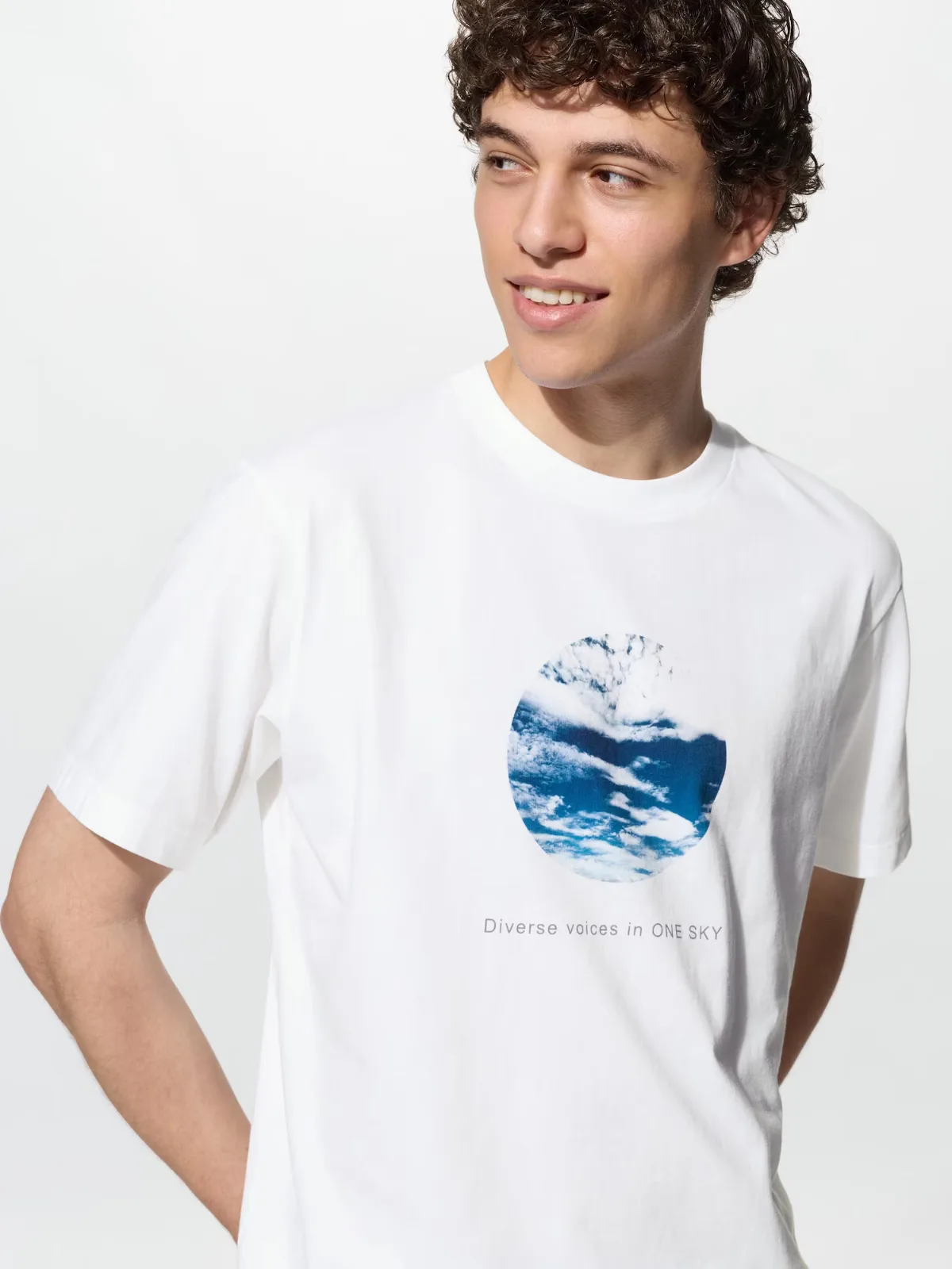 PEACE for ALL Graphic T-Shirt Sou Fujimoto by UNIQLO