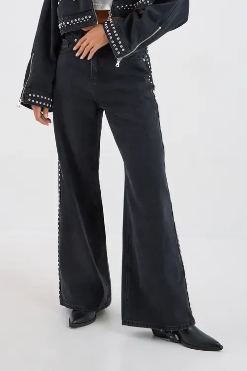 Star Studded Baggy Denim Jeans by NASTY GAL