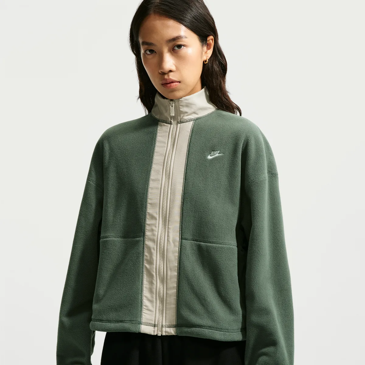 Sportswear Loose Therma-FIT Full-Zip Sweatshirt by Nike