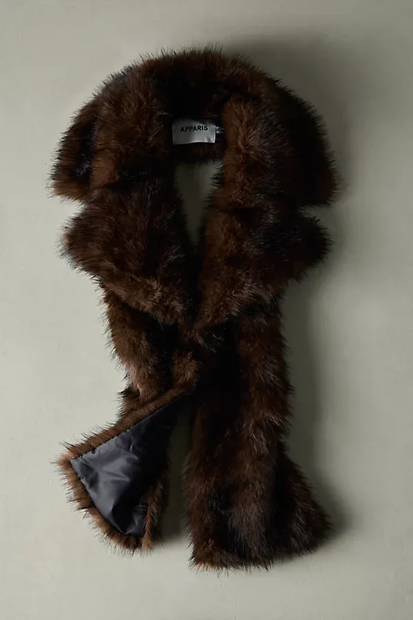 Mia Faux Fur Collar by APPARIS