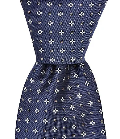 Small Medallion Traditional Silk Tie by Cremieux