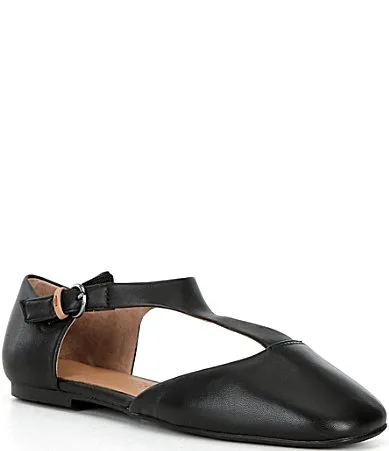Wyatt Leather T-Strap Flats by Gentle Souls
