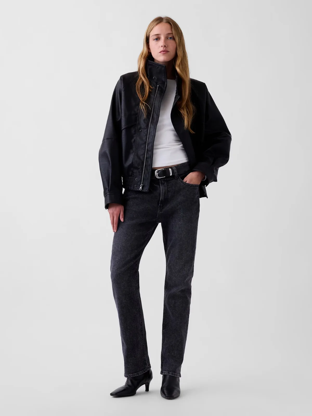 High Rise 90s Slim Straight Jeans by Gap