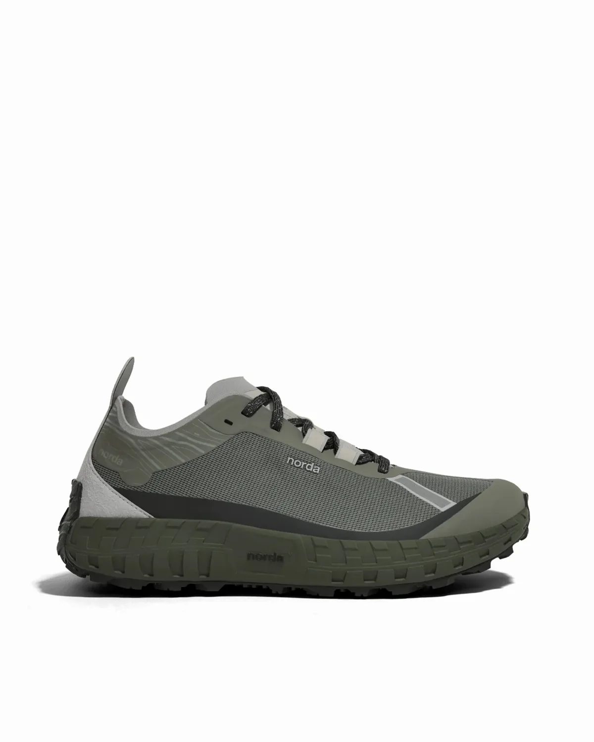 001A Sneaker by Norda