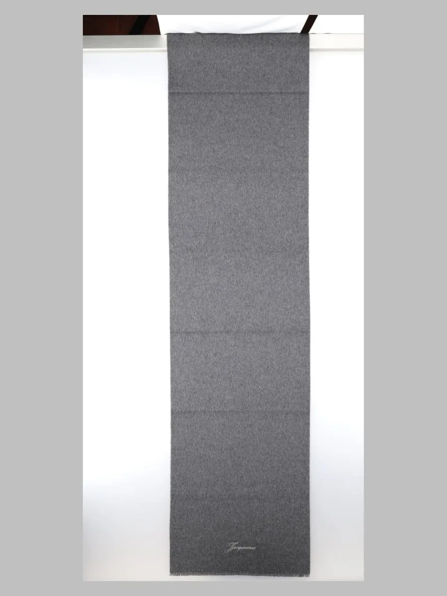 Tailleur Scarf by Jacquemus