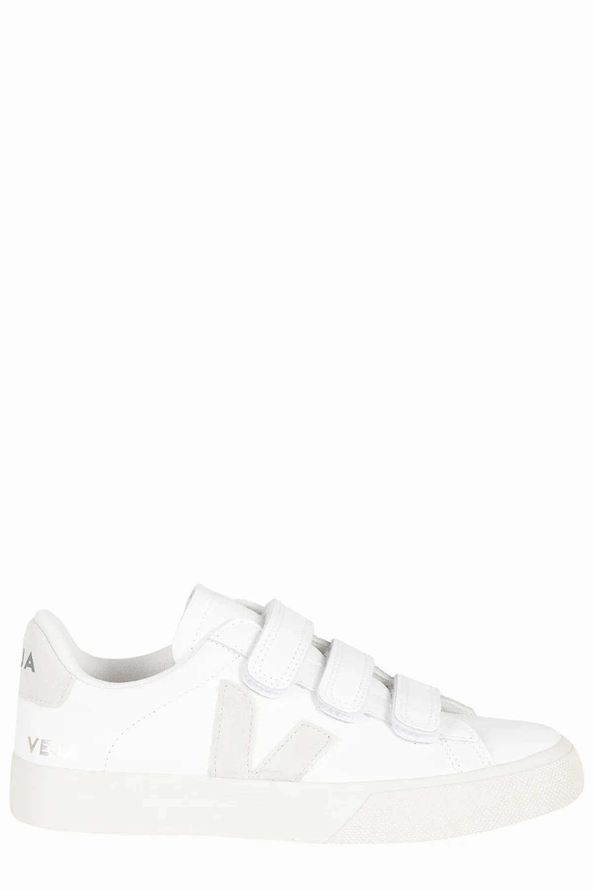 Recife Leather by Veja