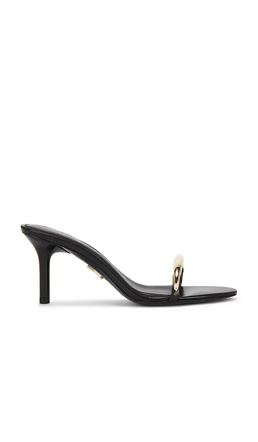 Karli Sandal