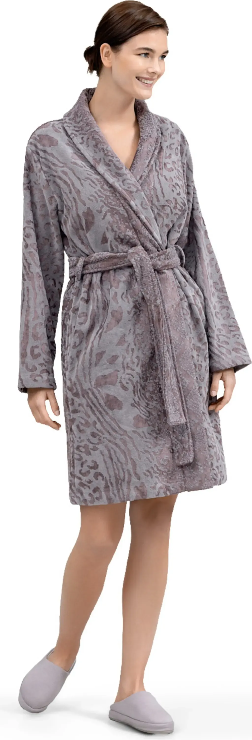 Eamonn Bathrobe