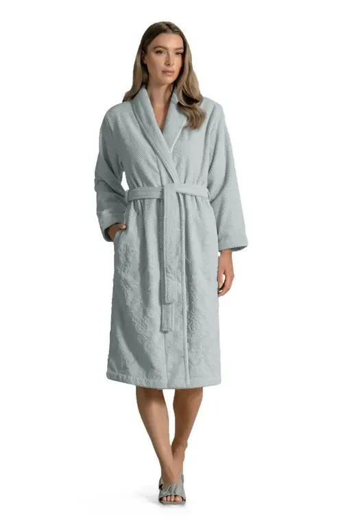 Michelle Bathrobe