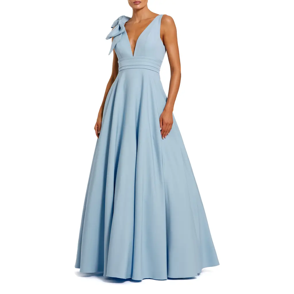 Petite Sleeveless Plunge Neck Ball Gown With Bow Detail in Powder Blue at Nordstrom, Size
