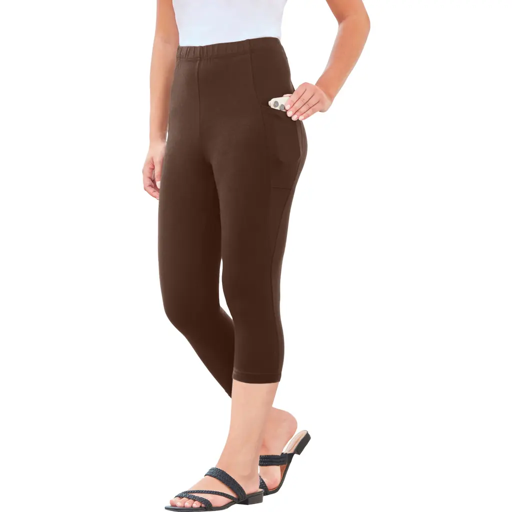 Side-Pocket Essential Capri Legging in Chocolate at Nordstrom, Size