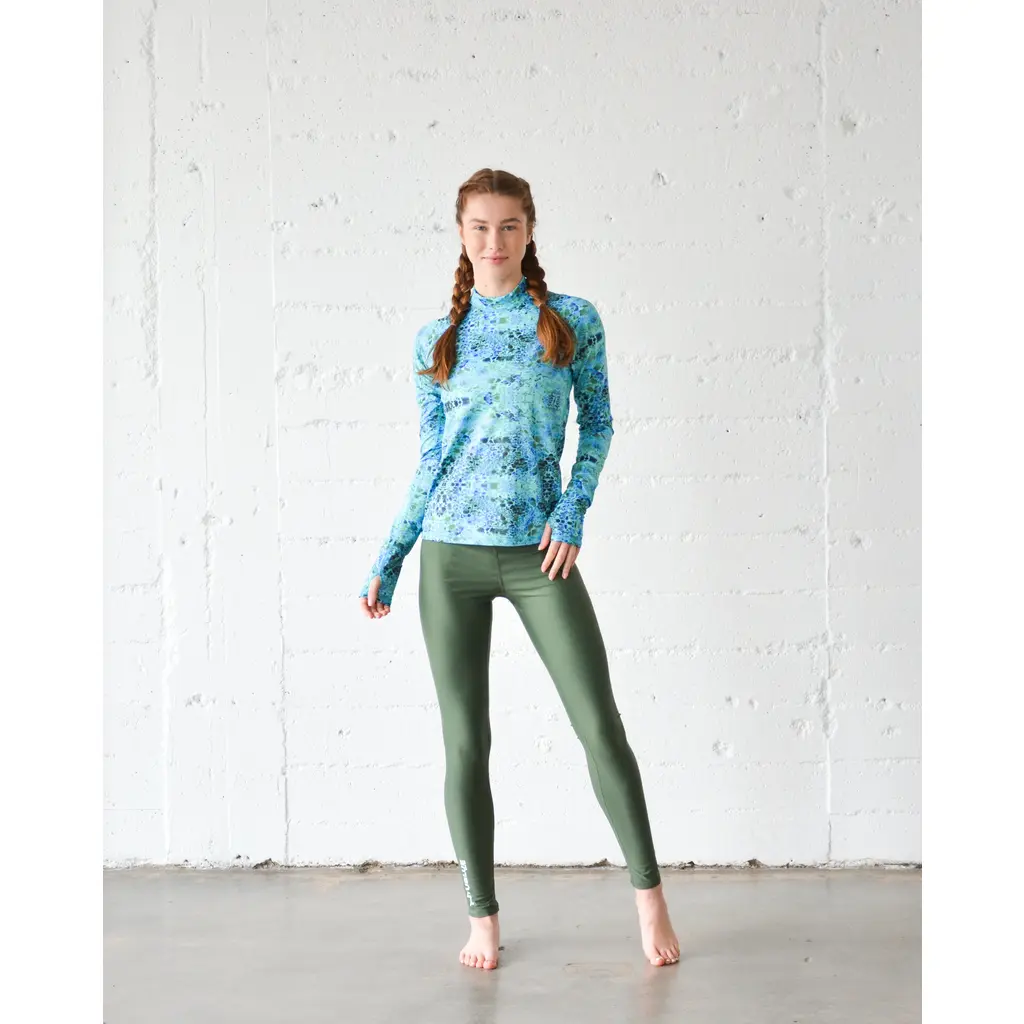 Women's Pullover Raglan Rash Guard Swim Top - UPF 50+ in Deep Ocean Blue at Nordstrom, Size