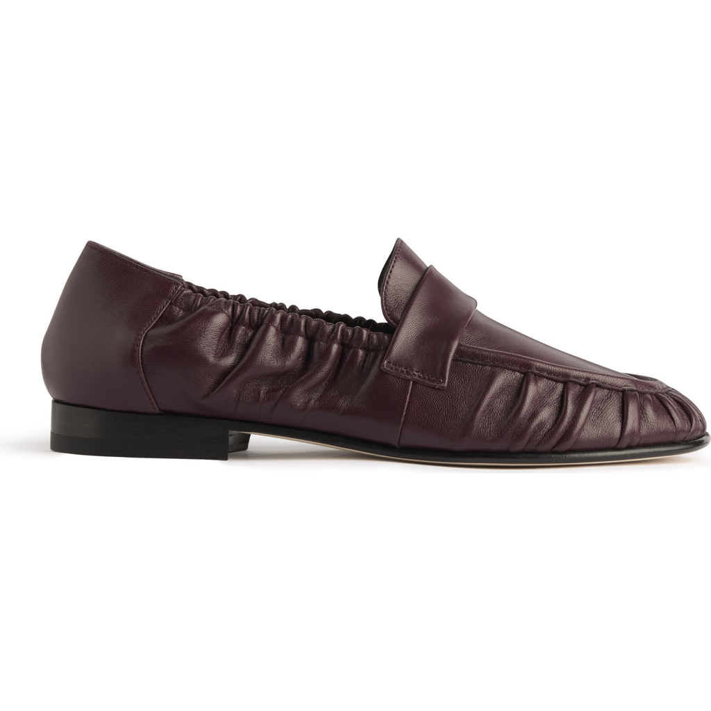 Ruche Soft Loafer in Burgundy at Nordstrom, Size