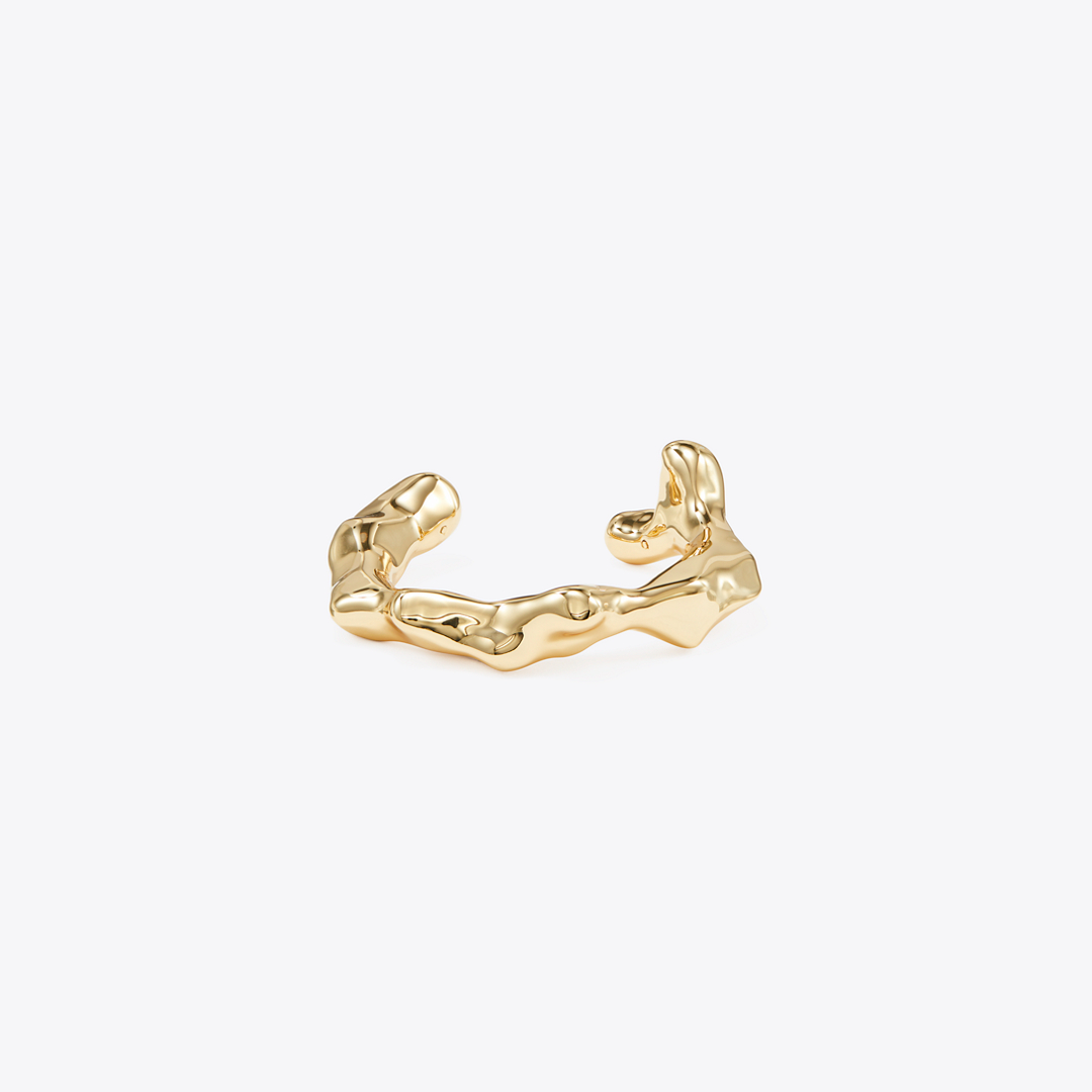 Curiosity Coral Cuff