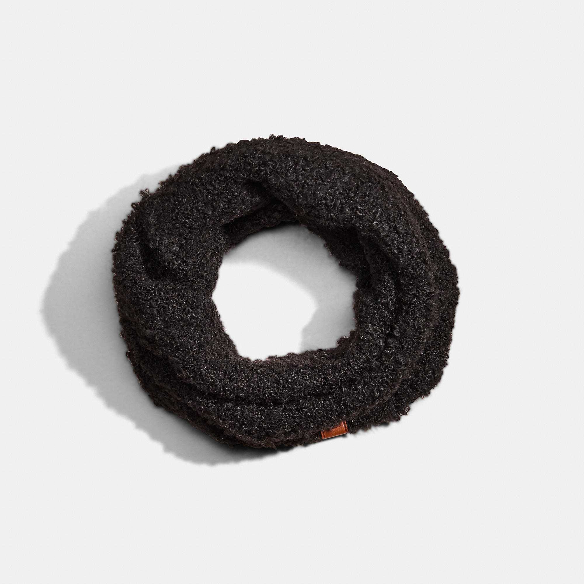 Restored Fleece Textured Snood
