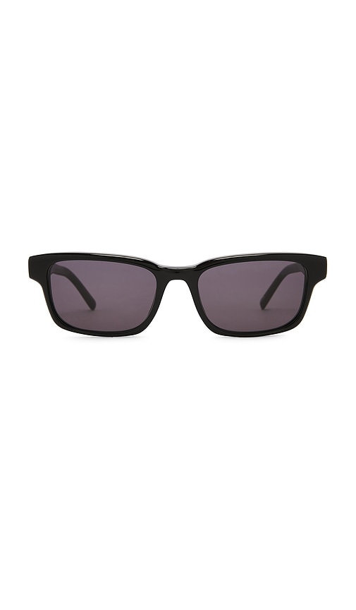 Kasi Sunglasses in Black.