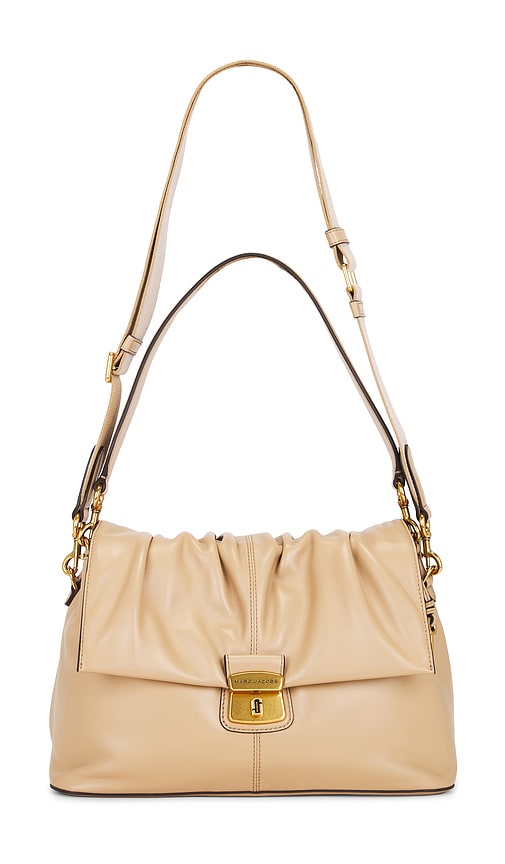 The Messenger in Beige. by Marc Jacobs
