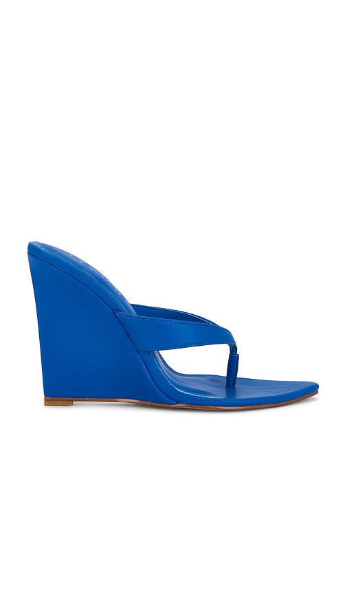 x REVOLVE Tokyo Thong Wedge in Royal.