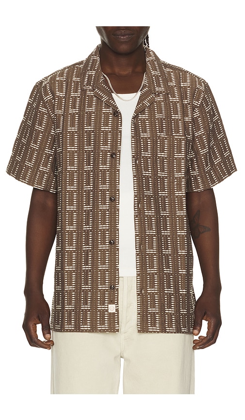 Dobby Resort Shirt in Brown.