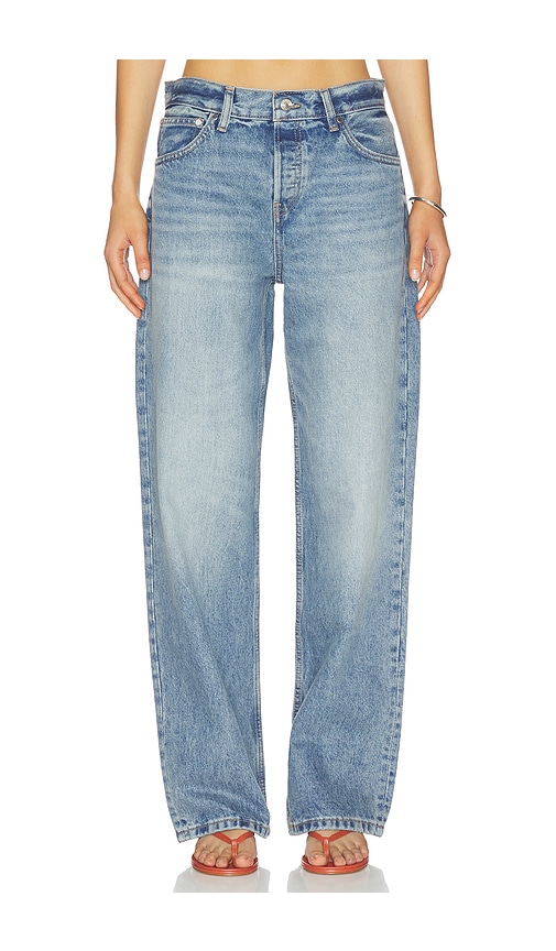 Mid Rise Baggy Jeans in Blue.