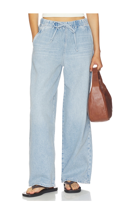 The Buffet Nerdy Jeans in Blue.