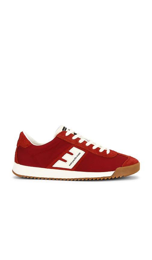 Bonito Sneaker in Red.