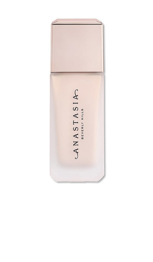 Impeccable Blurring Second Skin Matte Foundation in 000N.