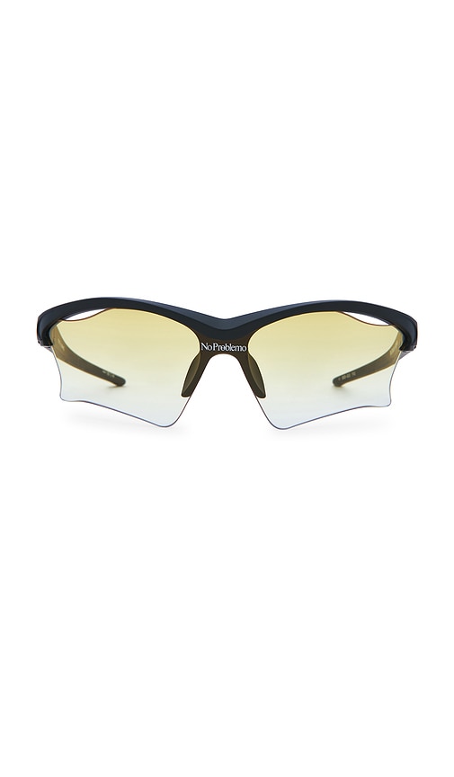 x No Problemo Pluto Sunglasses in Black.