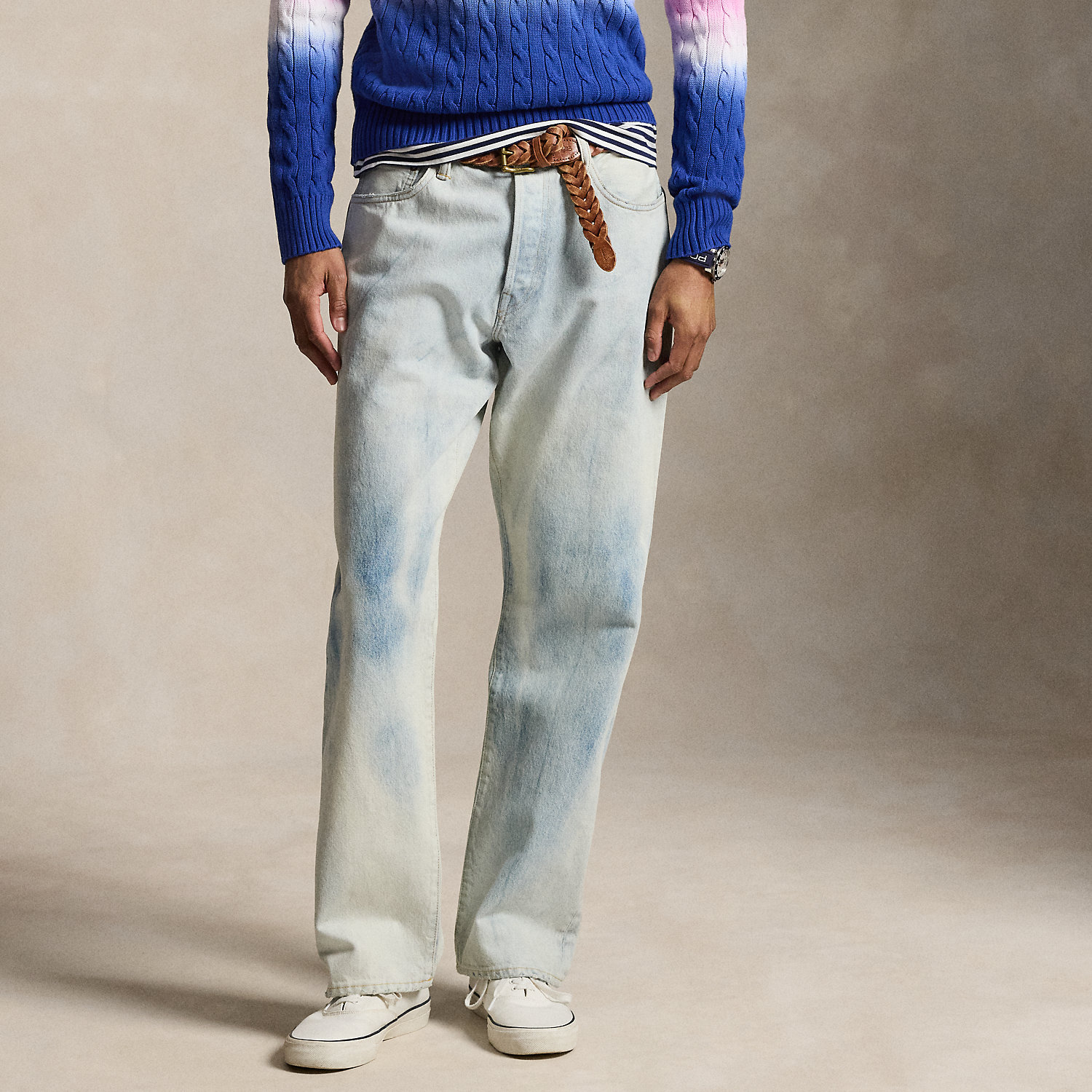 Vintage Classic Fit Distressed Jean