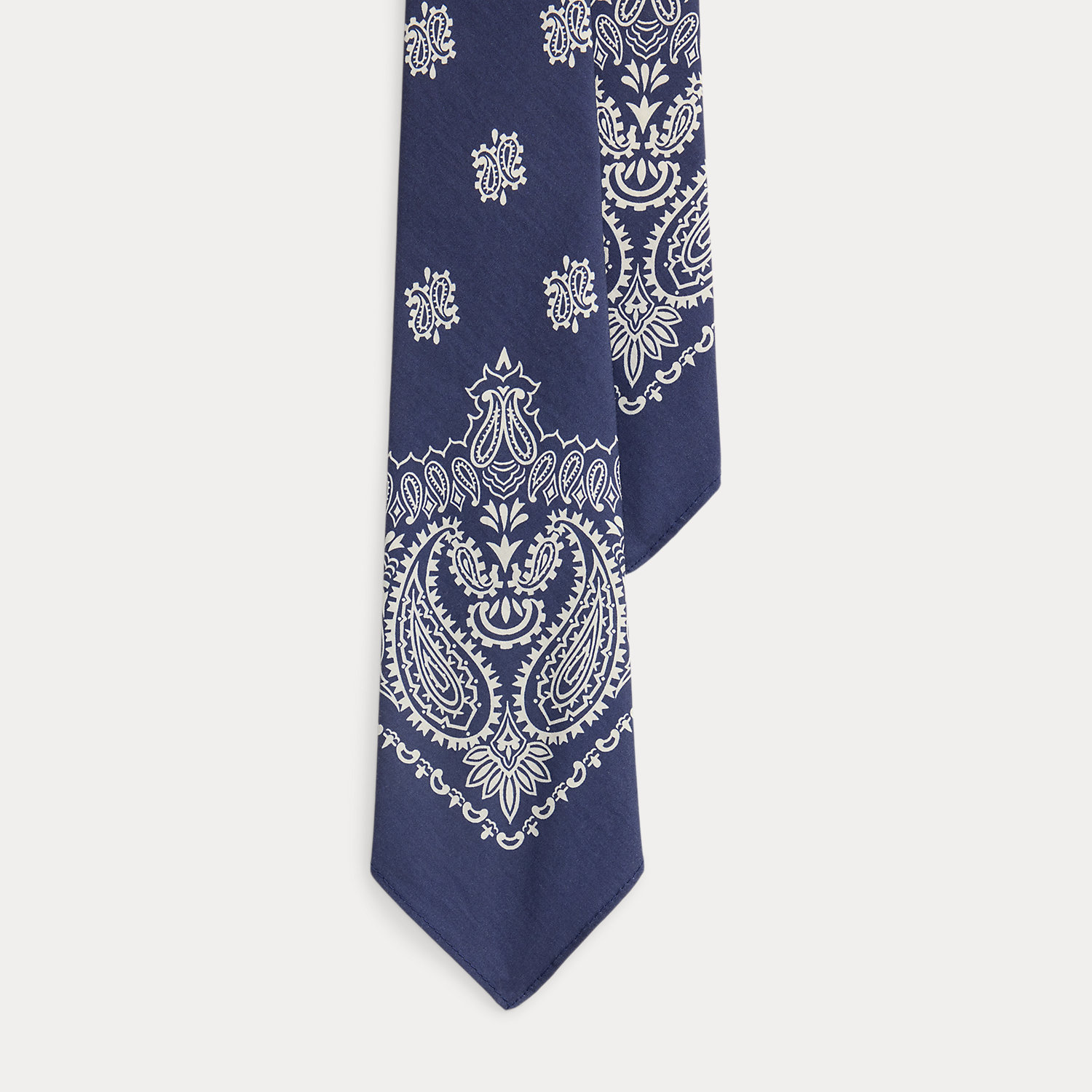 Vintage-Inspired Bandanna-Print Tie
