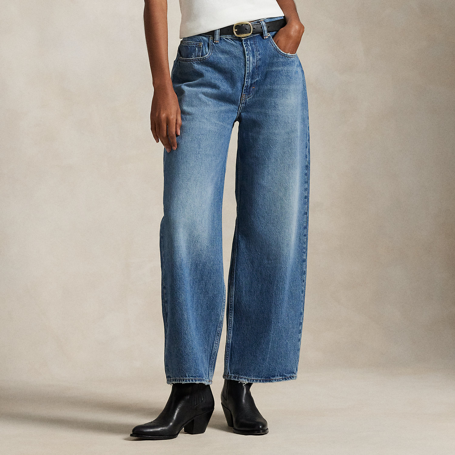 Relaxed Wide-Leg Jean