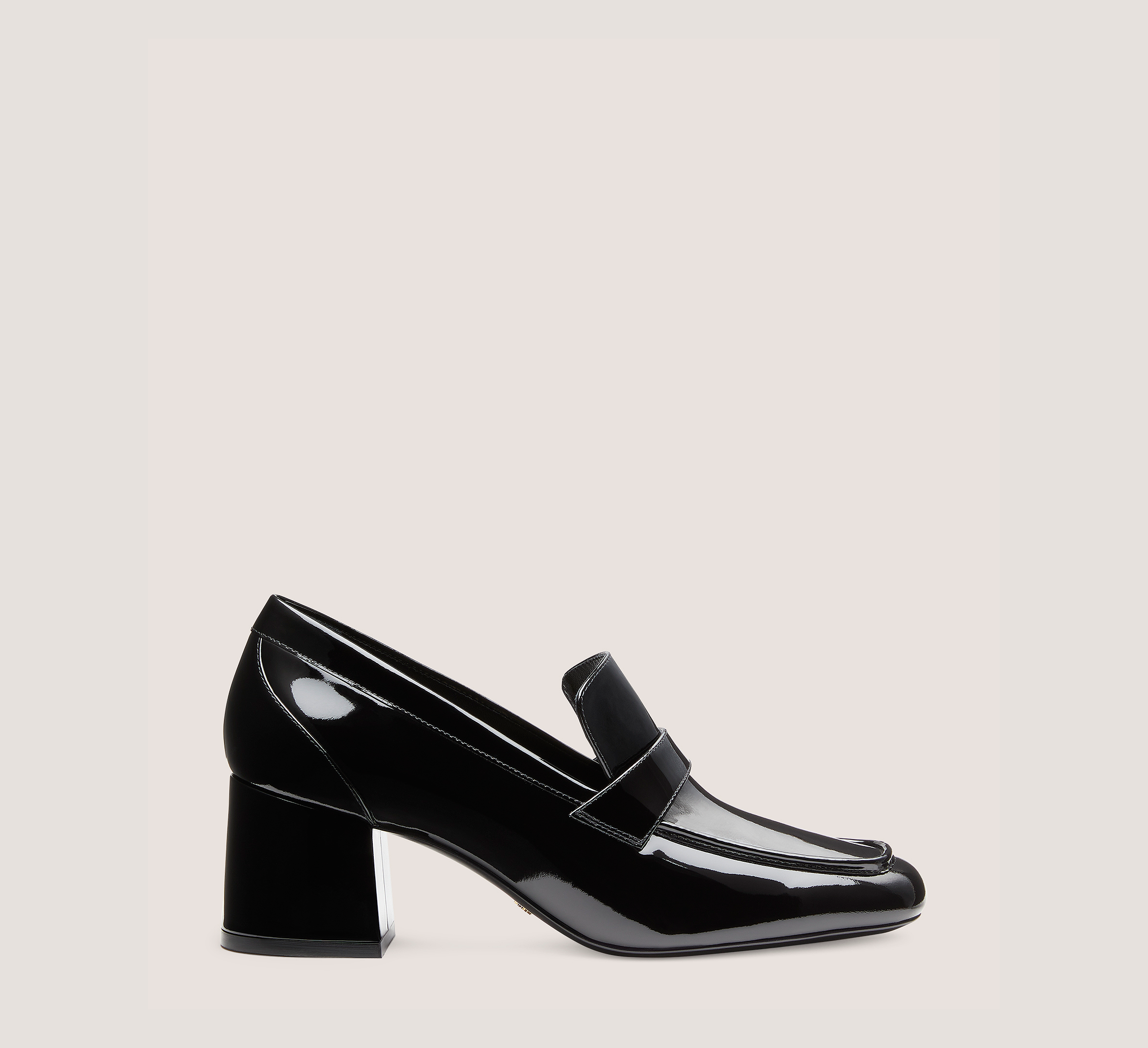Sleek 60 Loafer, Black Patent Leather, Size: 9 Medium