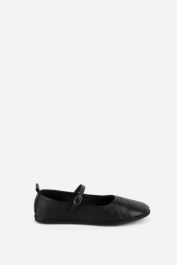 Nicolette Flats