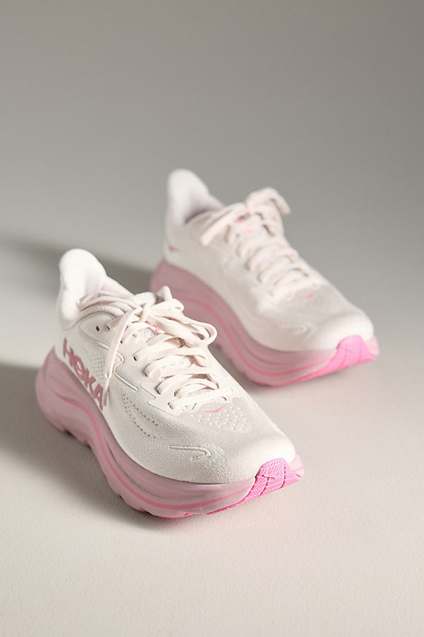 Clifton 10 Sneakers